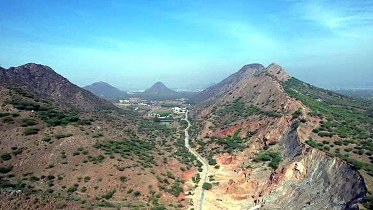 aravalli hills in delhi